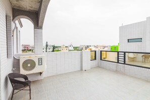 Chambre Quadruple Supérieure, balcon