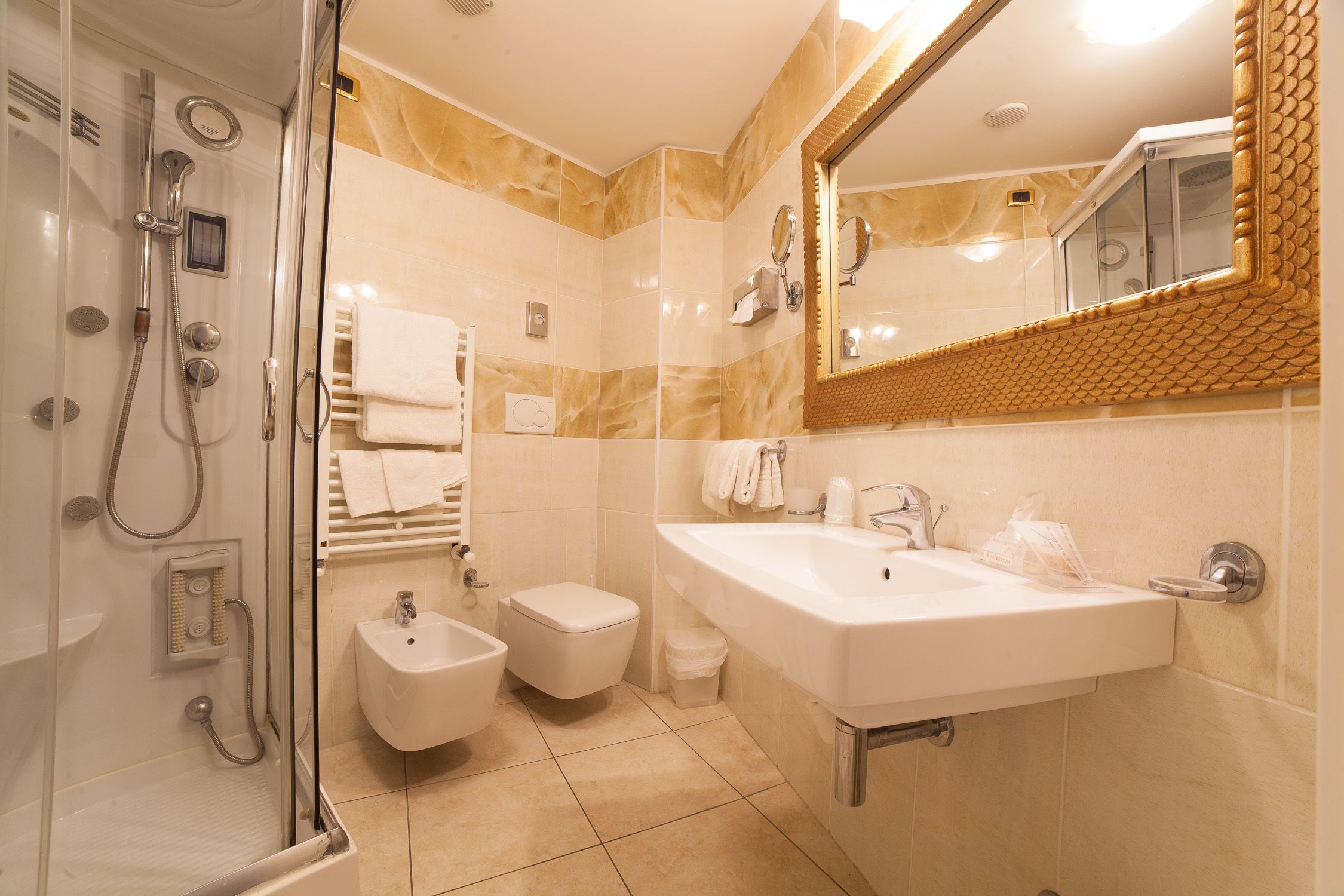 shower, rainfall showerhead, free toiletries, hair dryer