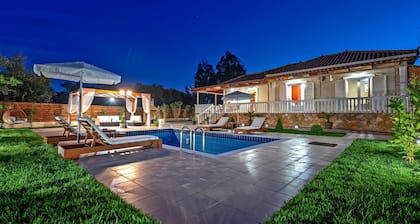 Villa Eleon with private pool, BBQ and beautiful garden.