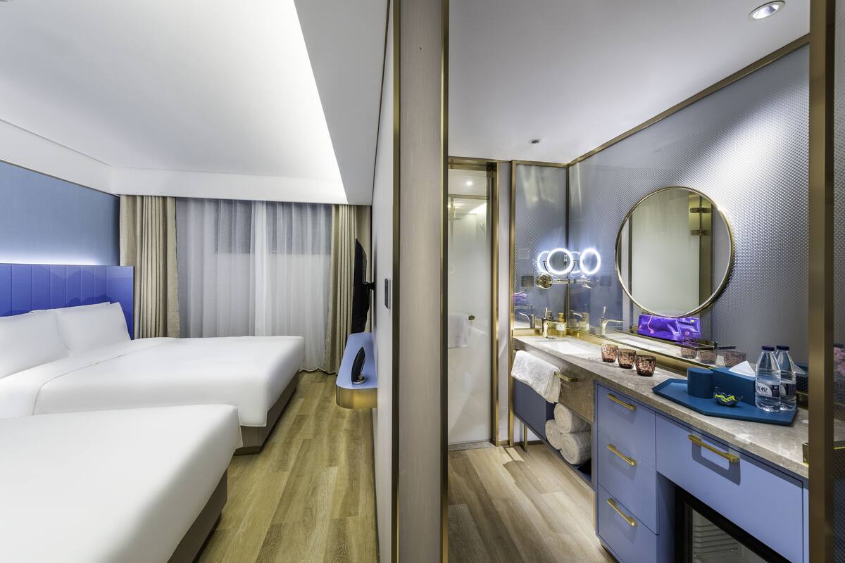 Superior Twin kamer | Een gratis minibar, een bureau, verduisterende gordijnen, gratis wifi
