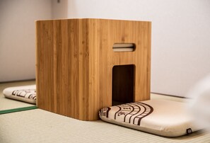 客房 (202) | 熨斗/熨衣板、免費無線上網