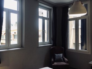 Área de sala de estar | Televisión de pantalla plana 