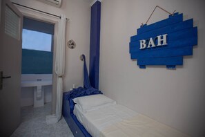 Desk, iron/ironing board, free WiFi, bed sheets - Pasithei Studios (Santorini)
