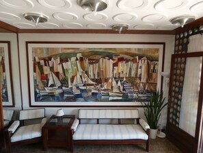 Lobby sitting area - Hostal Port Fornells - Adults Only (Mercadal)