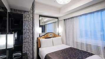 書桌、遮光窗簾/窗簾、免費 Wi-Fi、床單