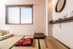 301 | Iron/ironing board, free WiFi - Kujira 301 (Osaka)