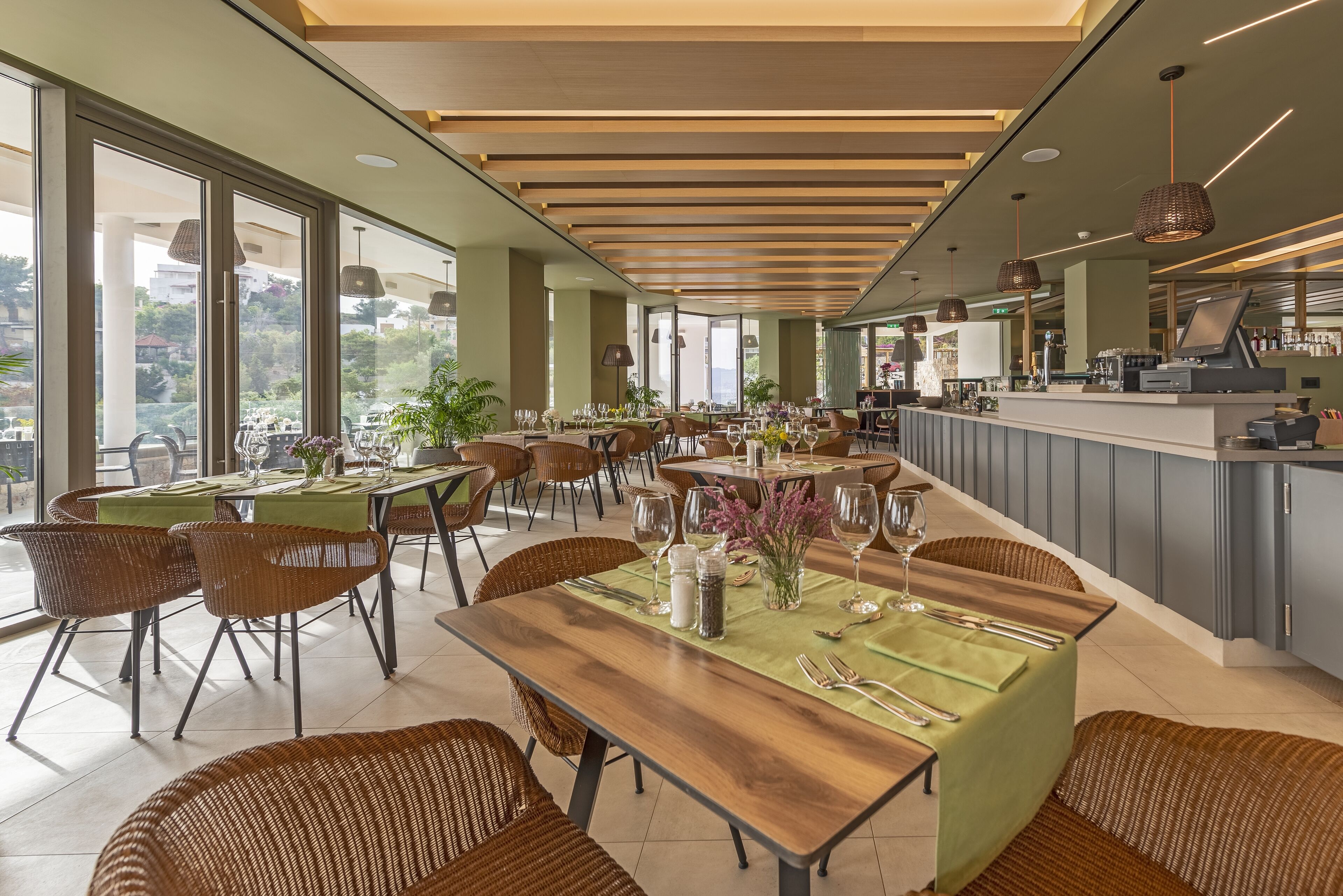 Aperto a colazione e cena