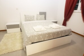 3 Schlafzimmer, Bügeleisen/Bügelbrett, kostenloses WLAN, Bettwäsche