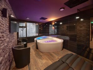 Sauna, hot tub, steam room, hydrotherapy, hot stone massages