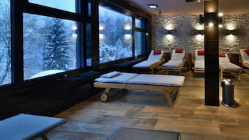 Sauna, vasca idromassaggio, bagno turco, idroterapia
