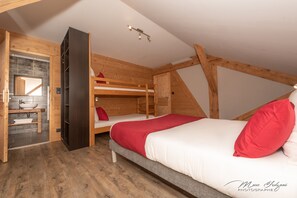 3 chambres, fer et planche à repasser, lit parapluie, Wi-Fi gratuit