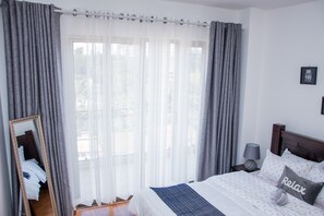 1 bedroom, iron/ironing board, WiFi, bed sheets - Spacious one bedroom apartment in Kileleshwa Nairobi (Nairobi)
