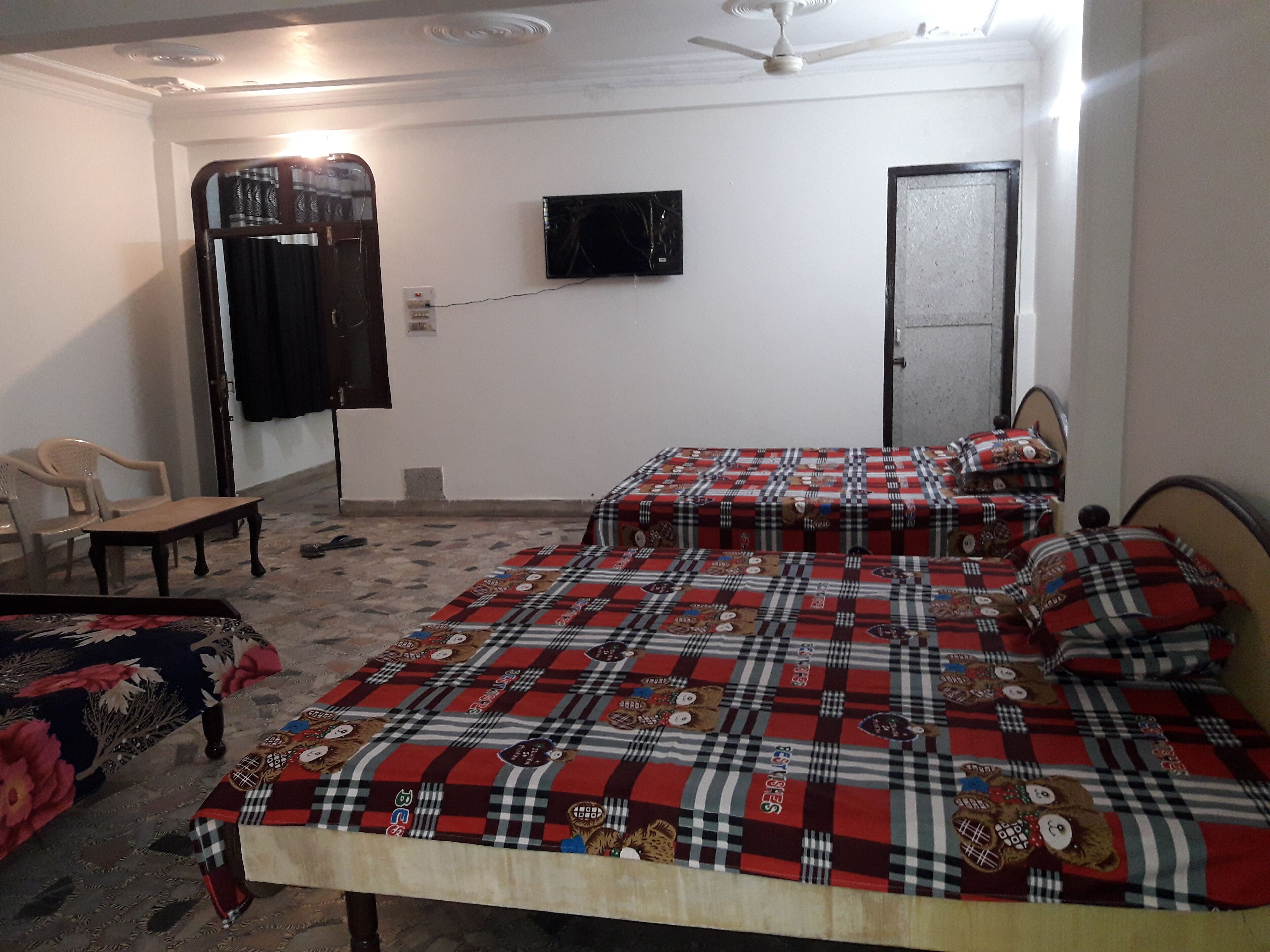 7 soveværelser, internetforbindelse