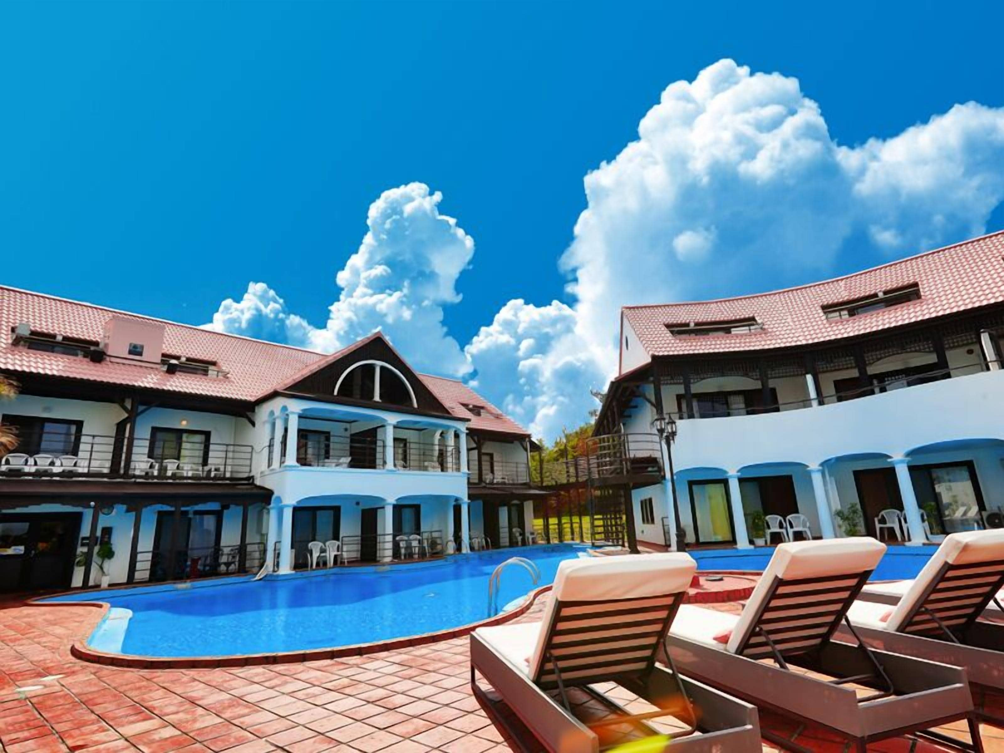 Villa 2LDK 93square meters with garden.