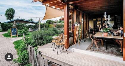 The Amsterdam Chalet at The Lake! A small paradise 10 minutes from Amsterdam