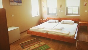 WiFi (free), bed sheets - Gizli Bahce (Antalya)