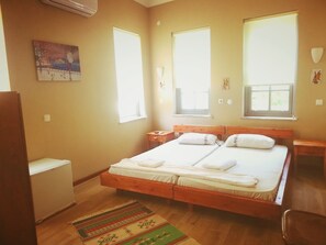 Free WiFi, bed sheets - Gizli Bahce (Antalya)