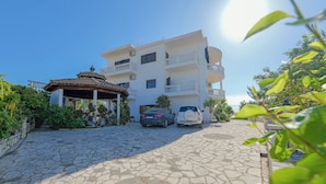 Exterior - Koloseo Rezidence (Sarandë)