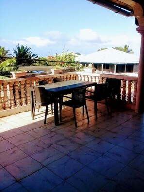 Desayuno continental todos los días (con cargo)