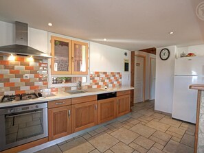 Refrigerador, microondas y lavavajillas 