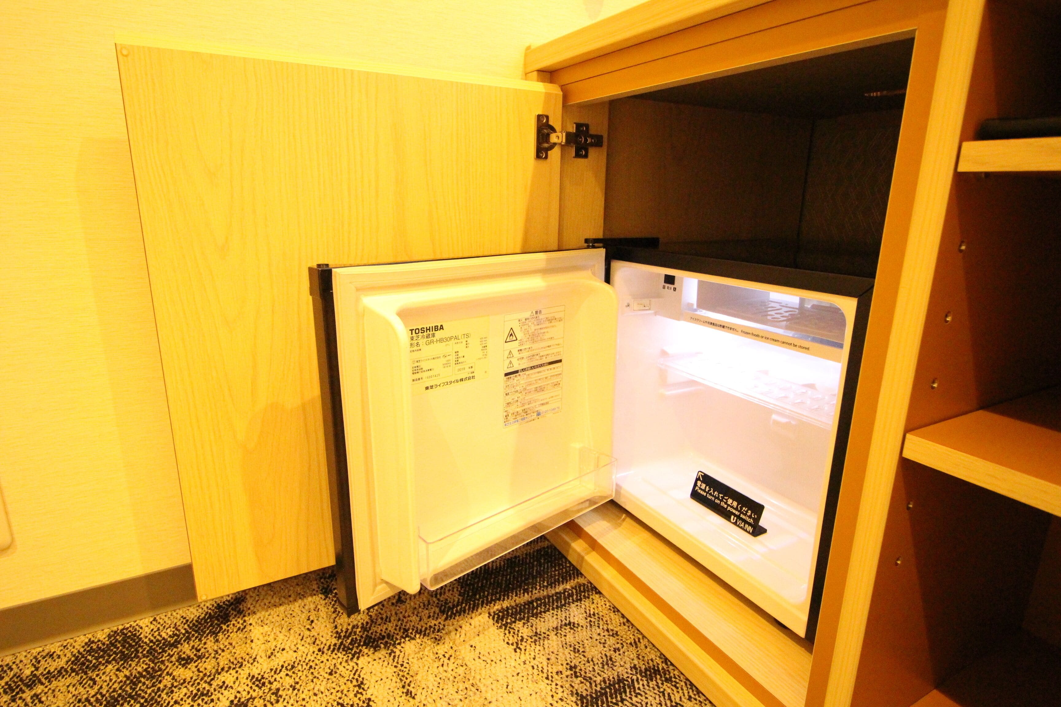 1 bedroom, blackout curtains, soundproofing, iron/ironing board