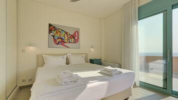 Villa 3 Bedrooms with Small Private Pool | 3 Schlafzimmer, hochwertige Bettwaren, Zimmersafe, individuell dekoriert