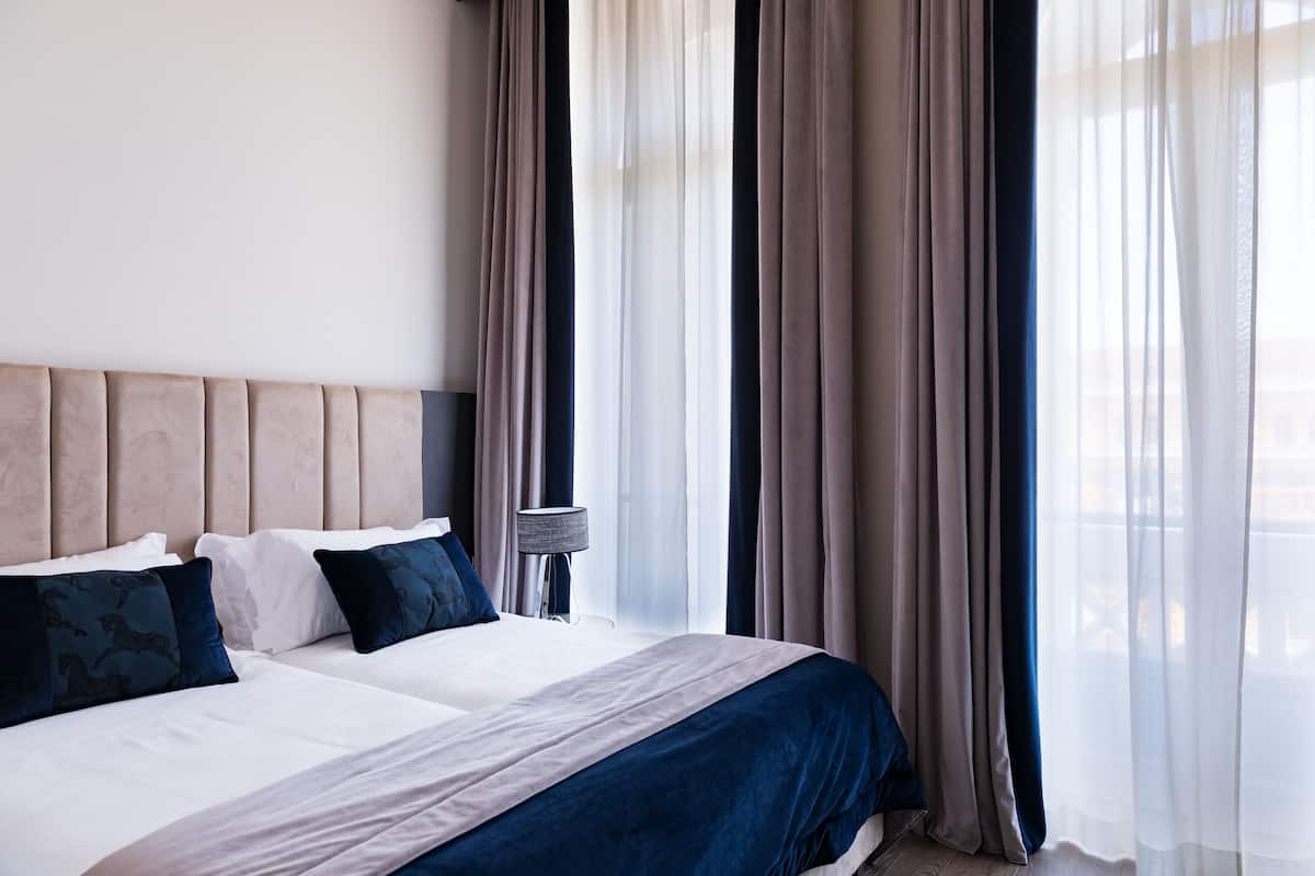 Superior-Doppelzimmer, 1 Queen-Bett, Balkon, Stadtblick