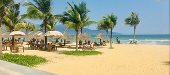 Apartment SeaView at Muong Thanh Residence