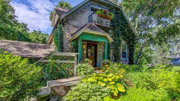 Exterior - James Mulvey Carriage House Inn (Stillwater)