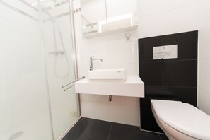 Apartment | Bathroom