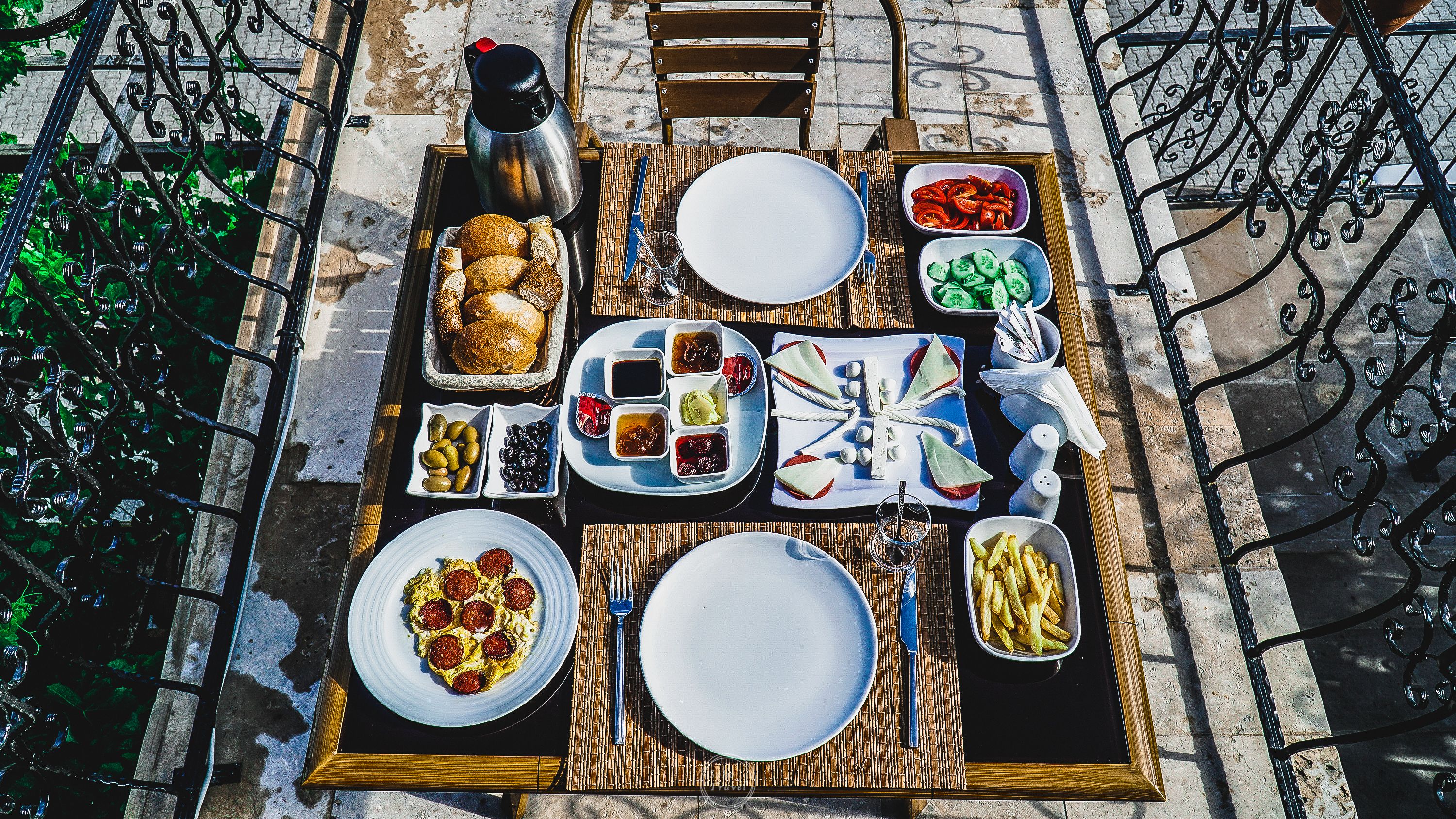 Tägliches inbegriffenes großes Frühstück