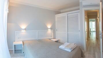 2 多间卧室、熨斗/熨衣板、WiFi、床单