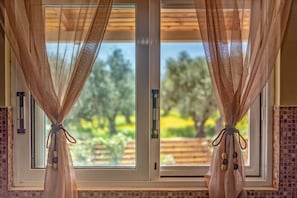 Familie villa, uitzicht op zwembad | Details aan de binnenkant