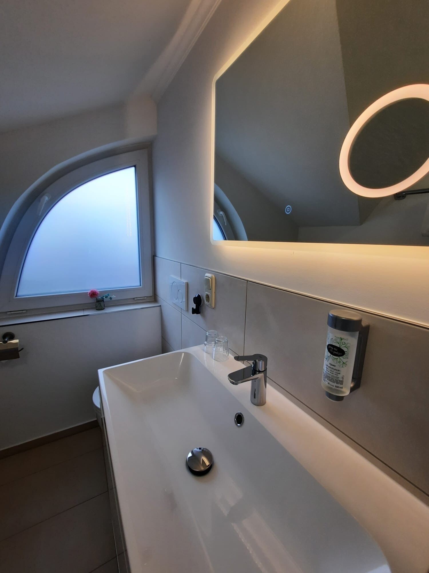 standard double room | bathroom | eco-friendly toiletries, hair dryer, towels