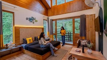 Verdunkelungsvorhänge, kostenloses WLAN, Bettwäsche