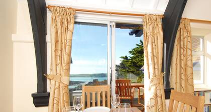 2 bedroom accommodation in Polzeath