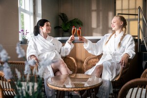 Sauna seca, banheira de hidromassagem, sauna a vapor