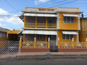 Front of property - Sweets Guest House (Montego Bay)