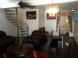 Reception - Sweets Guest House (Montego Bay)