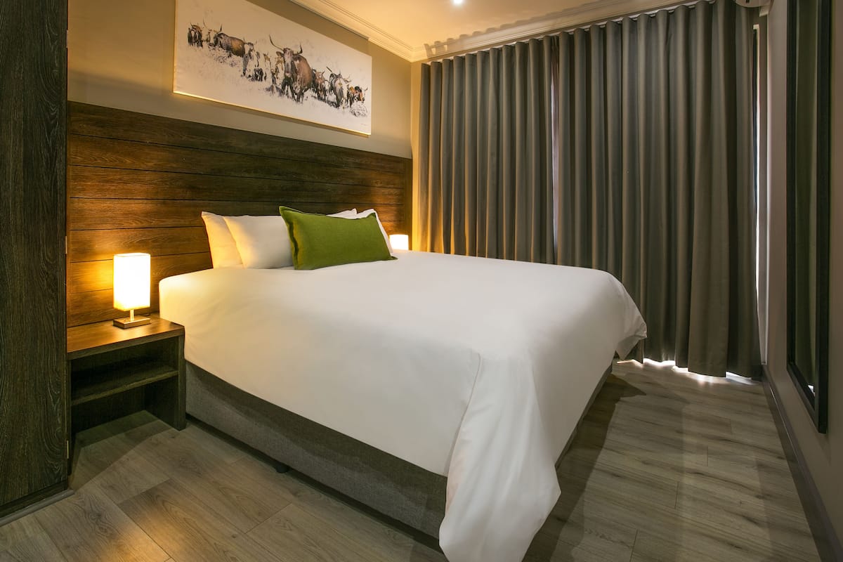 Apartment, 2 Bedrooms | In-room safe, laptop workspace, iron/ironing board (on request)