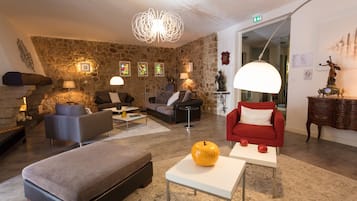 Lounge tại sảnh