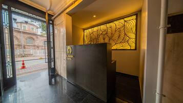 Borne des arrivées/des départs