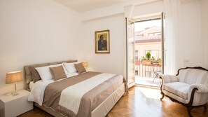 Apartment | 3 bedrooms, iron/ironing board, free WiFi, bed sheets