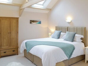 1 bedroom, free WiFi, bed sheets - 1 bedroom accommodation in St Buryan, near Sennen (St Buryan, near Sennen)