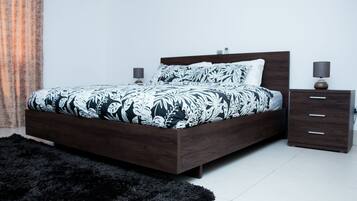 Luxury Apartment | 3 bedrooms, individually decorated, individually furnished, desk