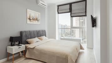Superior Apartment (# 425) | Desk, soundproofing, iron/ironing board, cots/infant beds