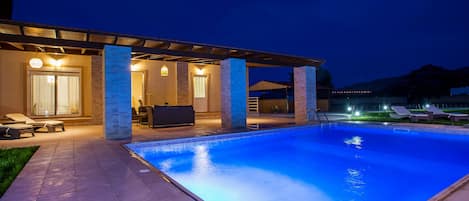 Villa, Pool View | Private pool