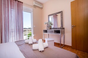 高  档床上用品、隔音、熨斗/熨衣板、免费 WiFi