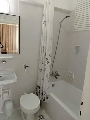 Artículos de higiene personal gratuitos y secador de pelo