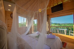 Tree House | Individually decorated, individually furnished, soundproofing - Zante Lagos Holiday Homes (Zakynthos)